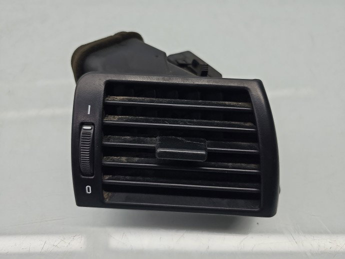 Grila aerisire dreapta Bmw 3 (E46) [Fabr 1998-2005] 8361898