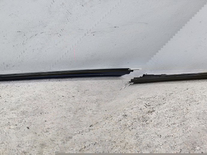 Prag lateral stanga Mercedes Clasa E (W212) Facelift [Fabr 2009-2016] 755 Gri Tenorit