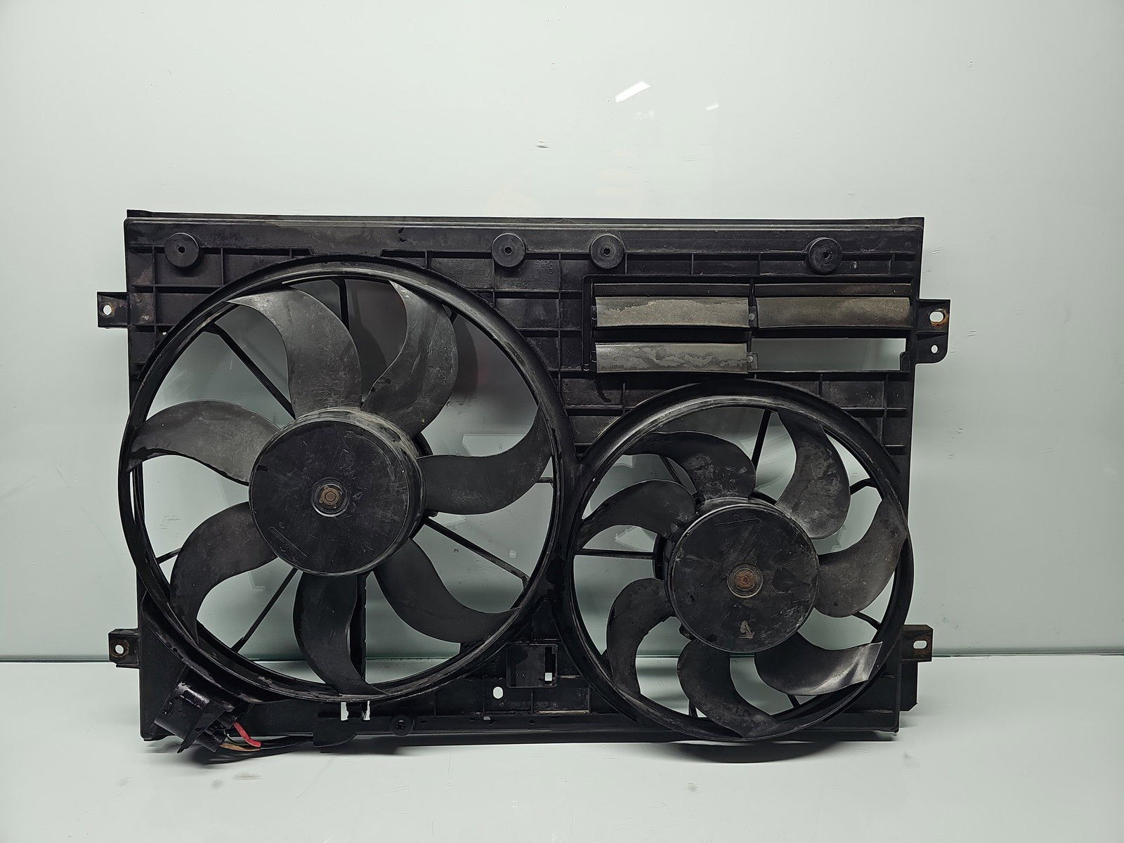 Electroventilator Volkswagen Tiguan (5N) [Fabr 2007-2016] 1K0121207BC 2.0 TDI CFFB 103KW / 140CP