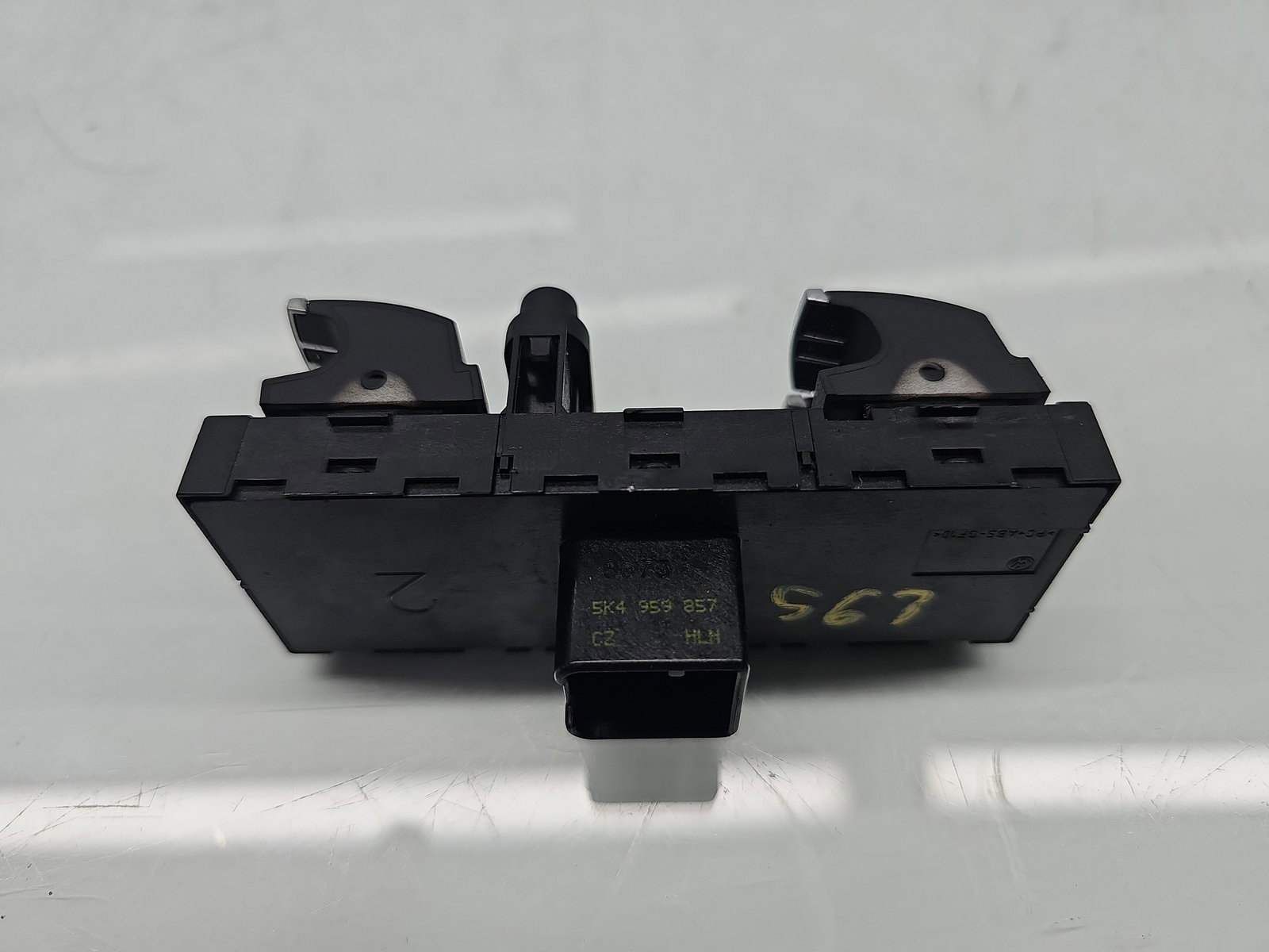 Butoane comanda geamuri sofer Volkswagen Passat B7 (362) [Fabr 2010-2014] 5K4959857 - imagine 4