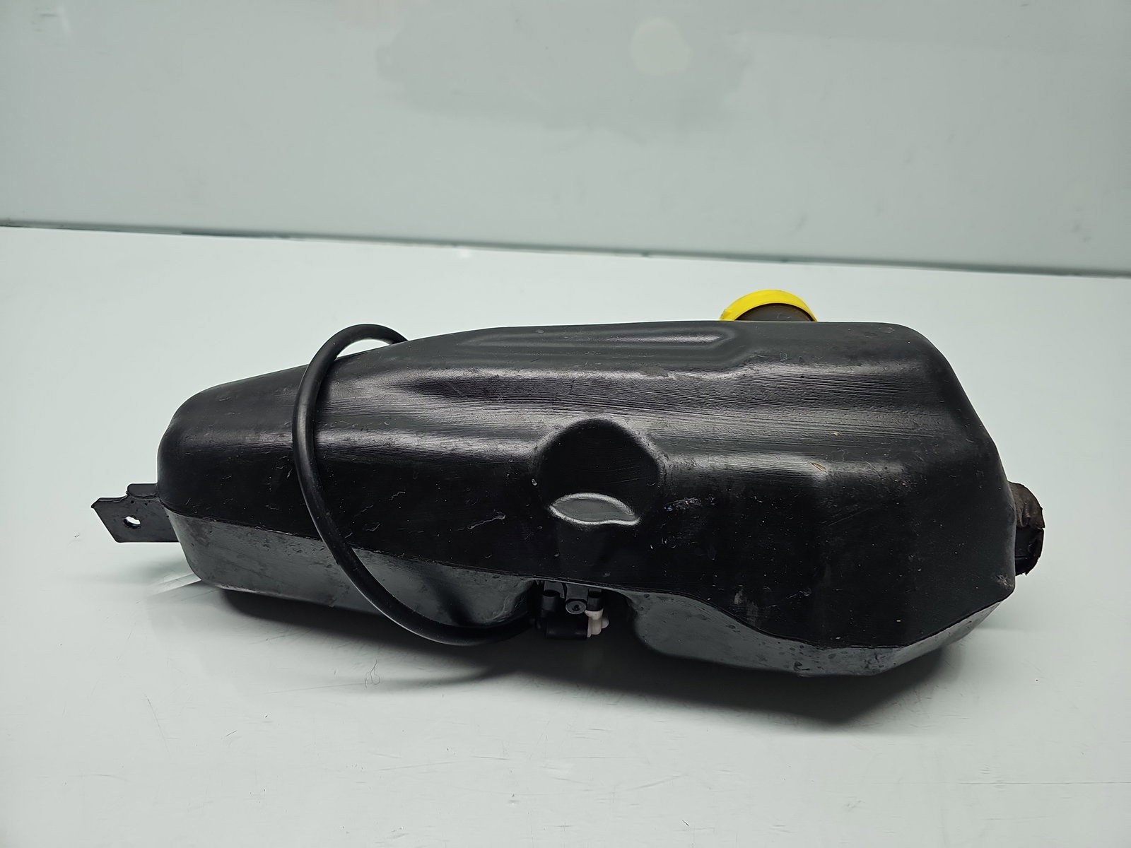 Vas lichid parbriz Dacia Logan 2 [Fabr 2012-2020] 289104897R - imagine 3