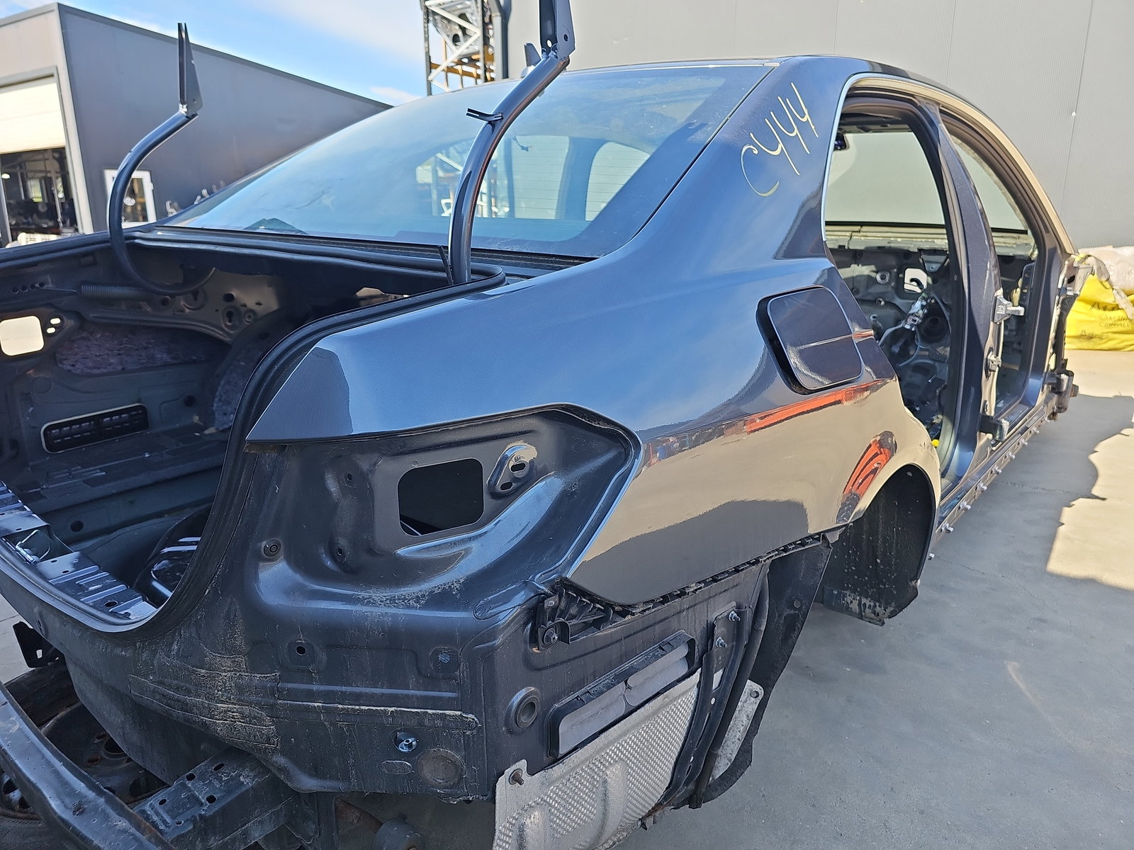Aripa dreapta spate Mercedes Clasa E (W212) Facelift [Fabr 2009-2016] 755 Gri Tenorit - imagine 2
