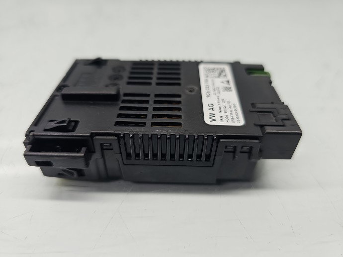 Conector auxiliar USB Volkswagen Taigo [Fabr 2021-2026] 2G6035700