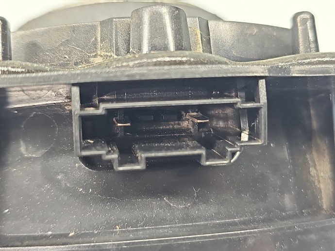 Boxa dreapta fata Volkswagen Taigo [Fabr 2021-2026] 2GA035453