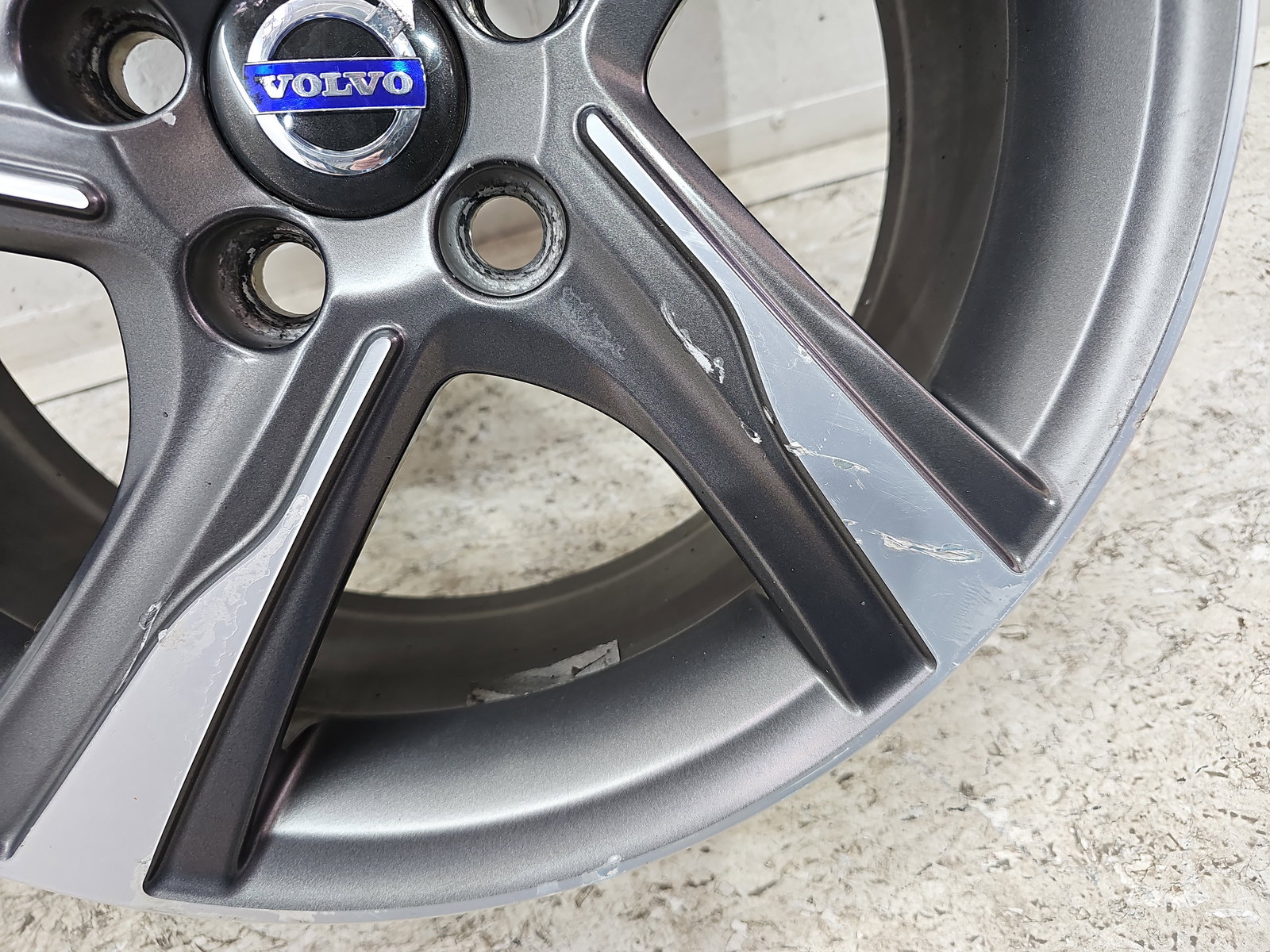 Janta aliaj Volvo V40 II Rdesign [Fabr 2013-2019] 31423521 - imagine 2