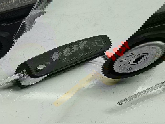 Contact cu cheie Ford Focus 2 Combi (DA) [Fabr 2004-2012] 6E5T-15607-BA 1.6 TDCI G8D880KW / 109CP