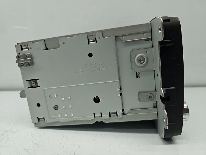 Radio CD cu navigatie Volkswagen Golf 5 (1K1) [Fabr 2004-2008] 1K0035186AD