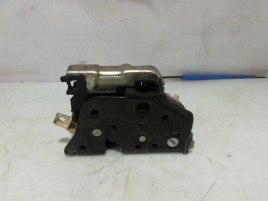 Broasca usa stanga fata Audi A4 B8 2.0 TDI CJCB 8J2837015C 2008-2015