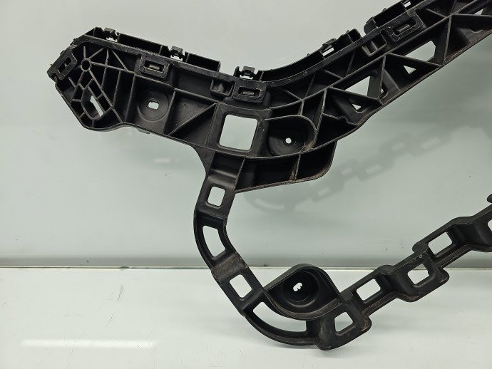 Suport bara dreapta spate Volkswagen Passat B8 Variant (3G5) [Fabr 2015-prezent] 3G9807376
