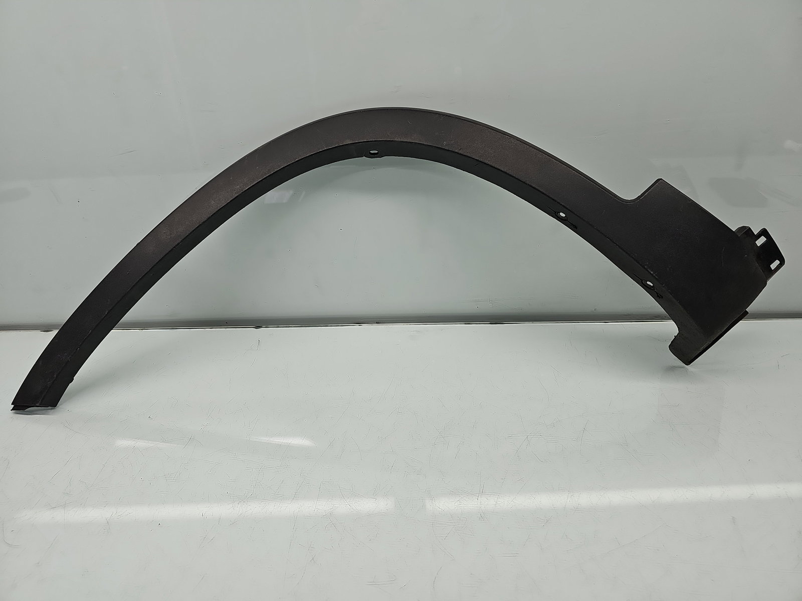 Ornament aripa stanga fata KIA Sorento 2 [Fabr 2009-2015] 87713-2P010