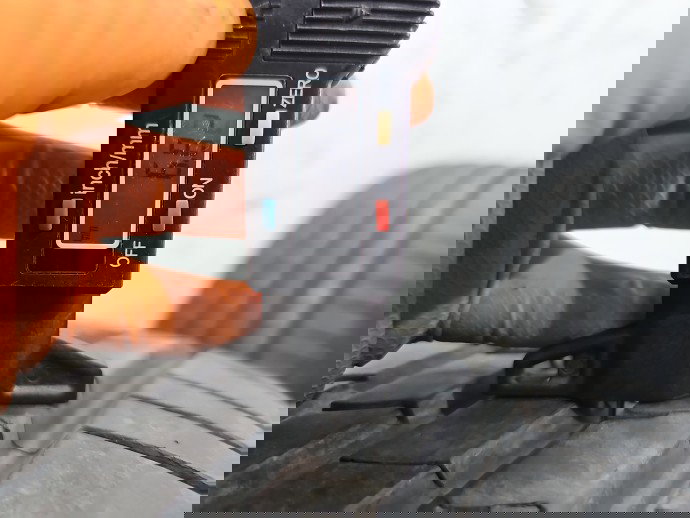 Set 2 anvelope vara Opel Corsa D [Fabr 2006-2013] OEM