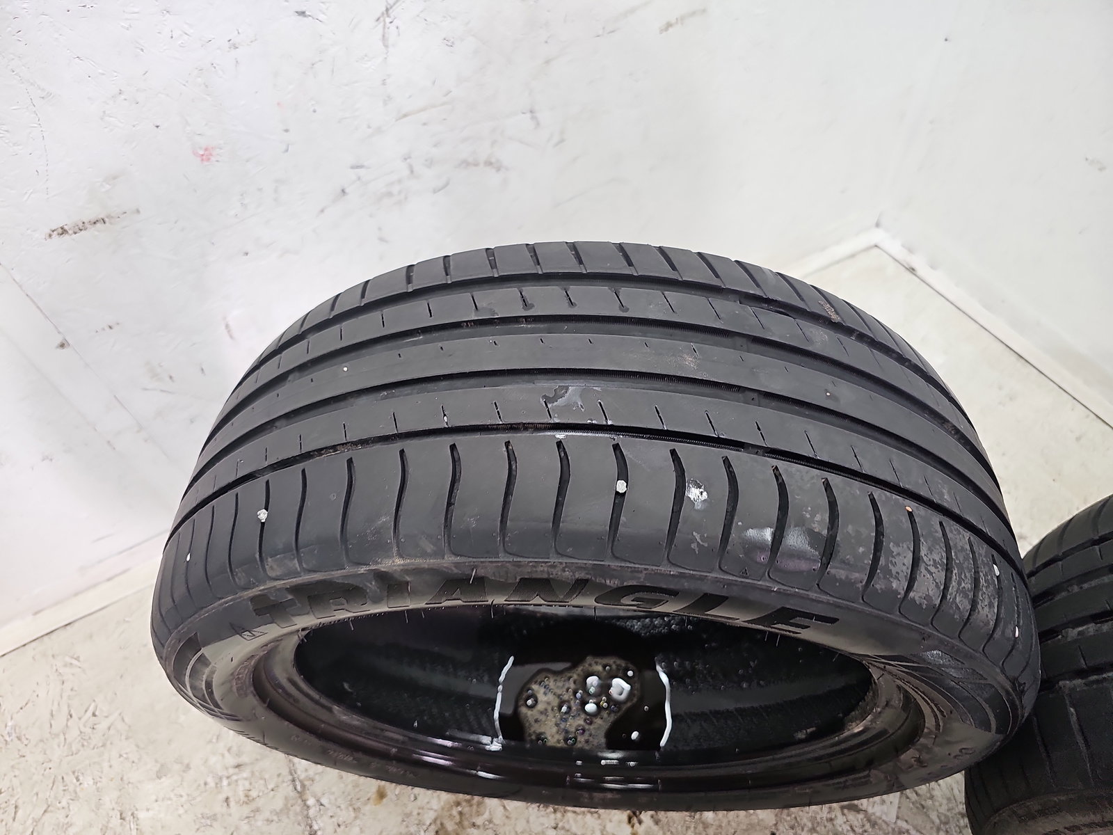 Set 2 anvelope vara Jaguar XF (X250) [Fabr 2008-2015] Facelift Berlina OEM - imagine 4
