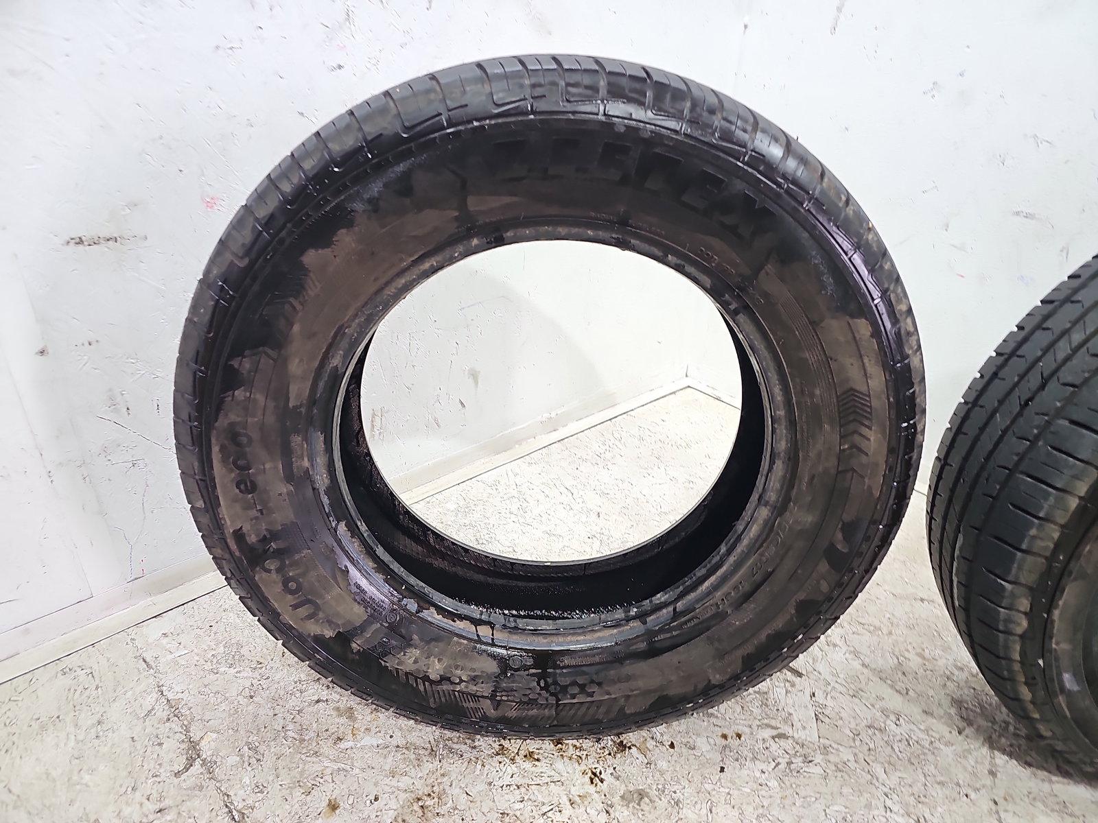 Set 2 anvelope vara Jaguar XF (X250) [Fabr 2008-2015] Facelift Berlina OEM - imagine 3