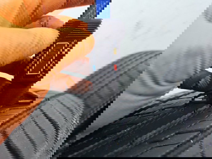 Set 2 anvelope vara Jaguar XF (X250) [Fabr 2008-2015] Facelift Berlina OEM