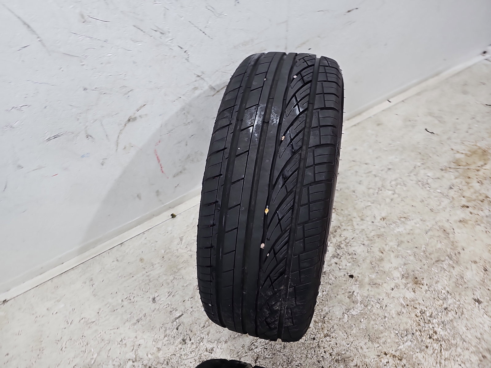 Set 2 anvelope vara Mercedes Clasa A (W176) [Fabr 2012-2018] OEM - imagine 8