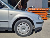 Aripa dreapta fata Volkswagen Passat B5 (3B2) [Fabr 1996-2000] Berlina  GRI