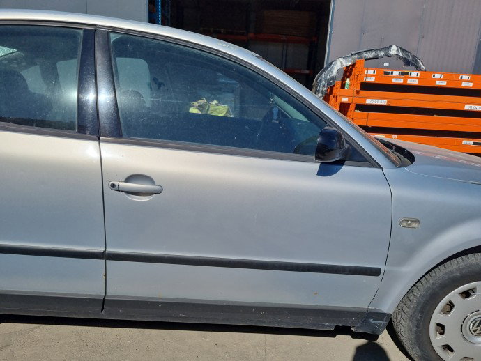 Usa dreapta fata Volkswagen Passat B5 (3B2) [Fabr 1996-2000] Berlina  GRI