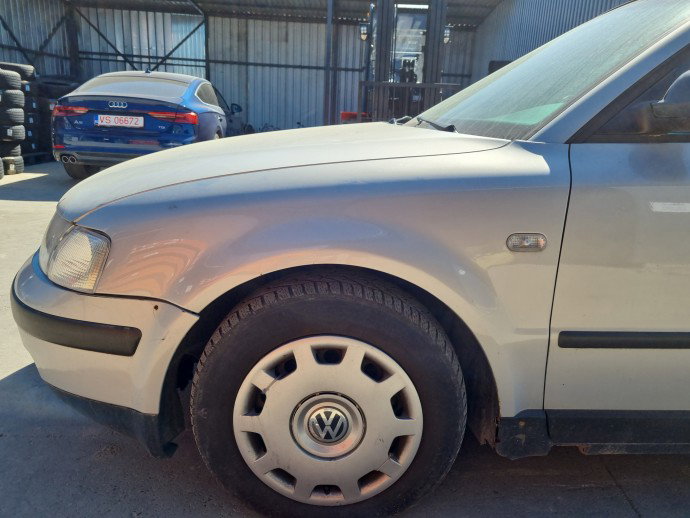 Aripa stanga fata Volkswagen Passat B5 (3B2) [Fabr 1996-2000] Berlina  GRI