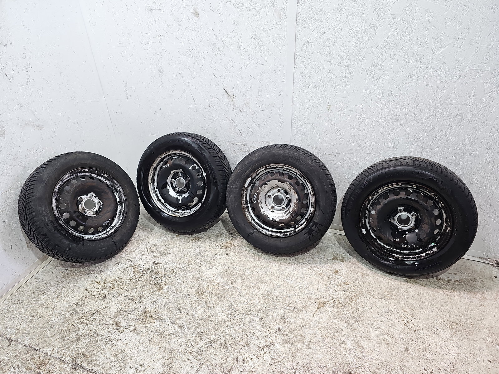 Set jante cu anvelope Renault Kangoo 2 [Fabr 2008-prezent] LCV OEM
