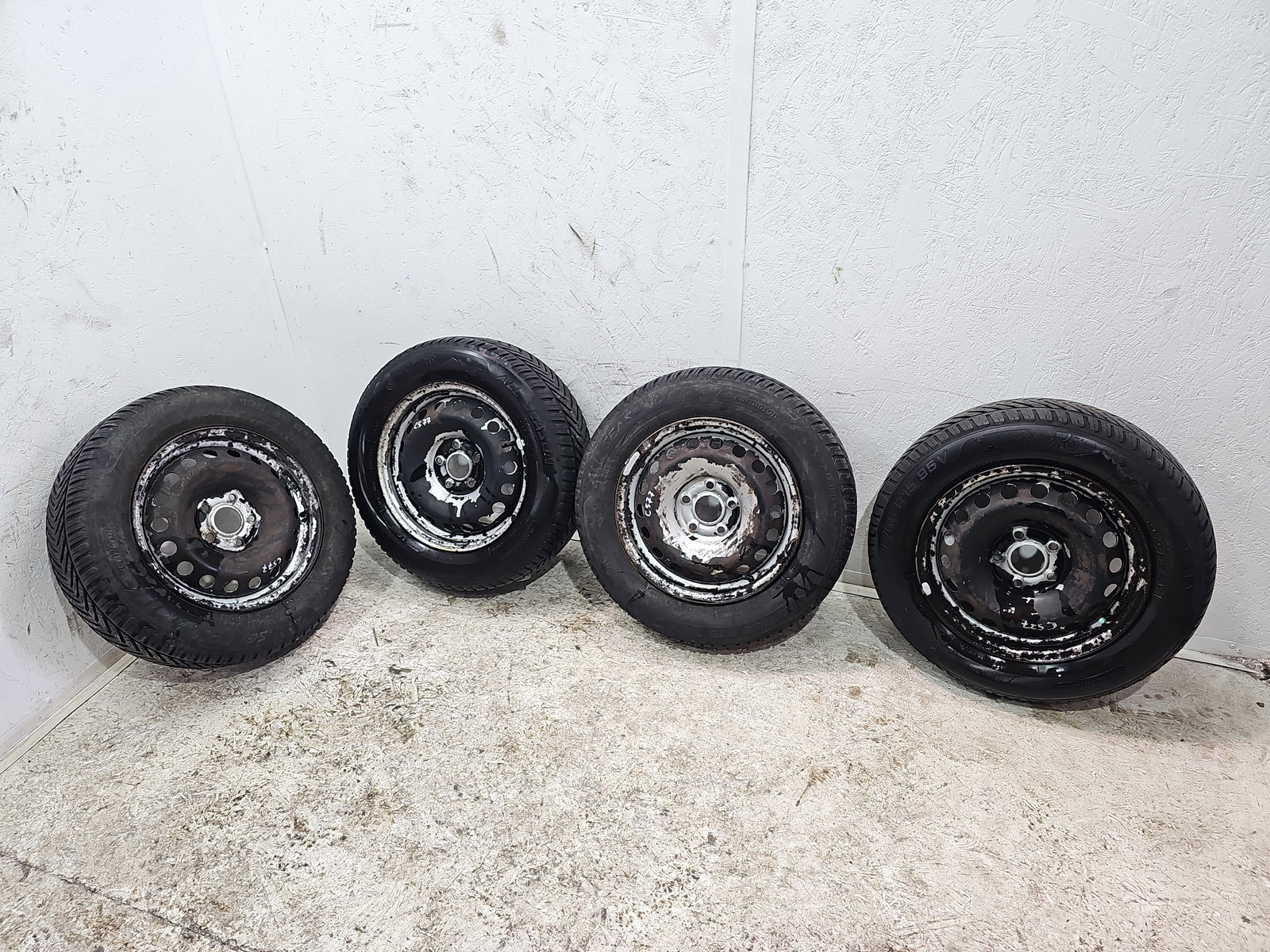 Set jante cu anvelope Renault Kangoo 2 [Fabr 2008-prezent] LCV OEM
