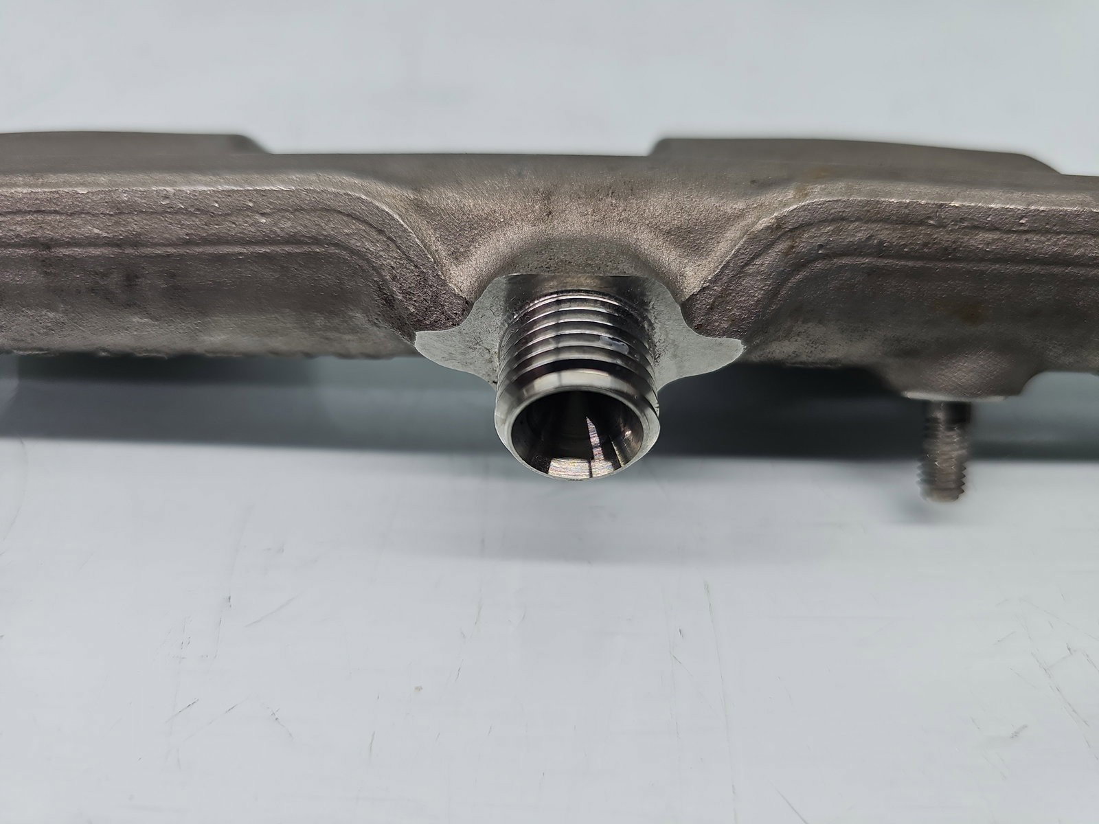 Rampa injectoare Bmw X1 (F48,F49) [Fabr 2015-2022] 14018510 2.0 Benz B48B20 135KW / 184CP - imagine 3