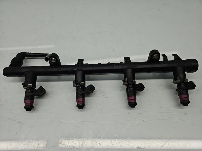 Rampa injectoare Renault Captur (J87) [Fabr 2013-2017] 8200135504 1.6 B K4M-760 83KW / 113CP