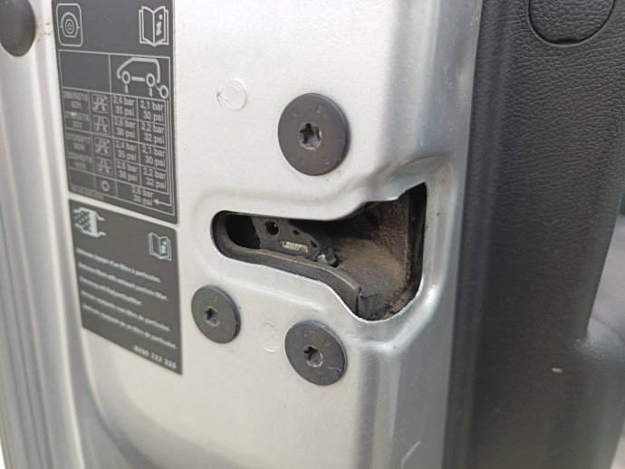Broasca usa stanga fata Renault Laguna 3 [Fabr 2007-prezent] Break  OEM