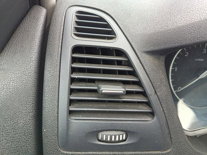 Grila aerisire stanga Renault Laguna 3 [Fabr 2007-prezent] OEM