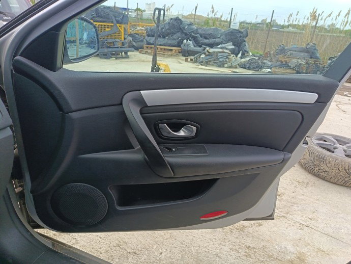 Tapiterie usa dreapta fata Renault Laguna 3 [Fabr 2007-prezent] OEM