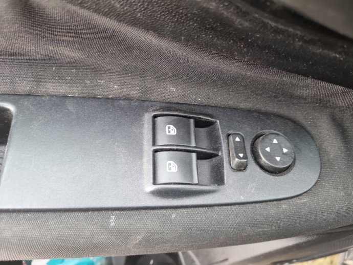 Butoane comanda geamuri sofer Fiat Punto (199) [Fabr 2010-2018] OEM