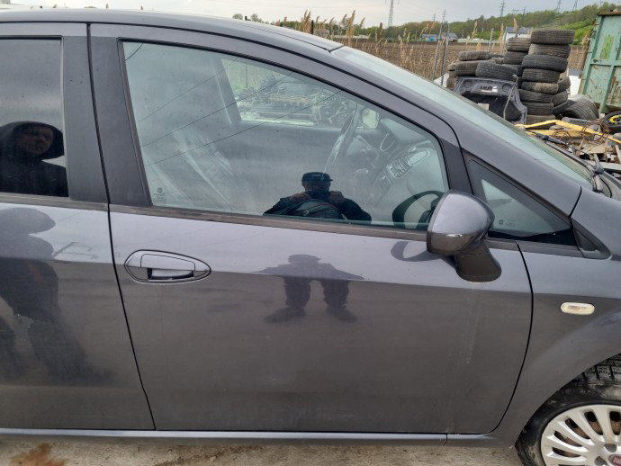 Usa dreapta fata Fiat Punto (199) [Fabr 2010-2018] Hatchback GRI