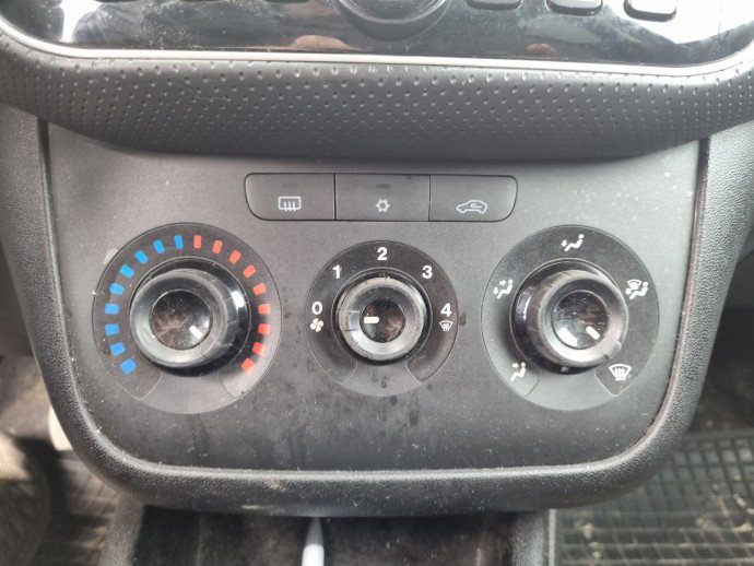 Panou comanda clima Fiat Punto (199) [Fabr 2010-2018] OE