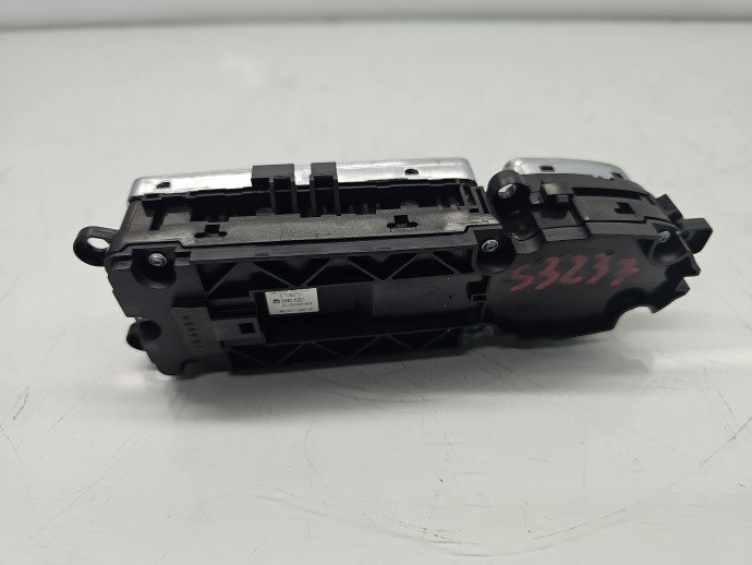 Butoane comanda geamuri sofer Mercedes Clasa S (W221) [Fabr 2005-2013] A2218215051