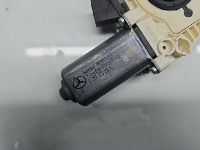 Motoras geam dreapta fata Mercedes Clasa S (W221) [Fabr 2005-2013] Berlina  A2218202842