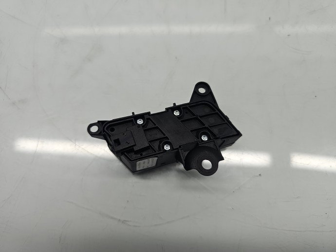 Buton blocare usi Mercedes Clasa S (W221) [Fabr 2005-2013] A2218213051