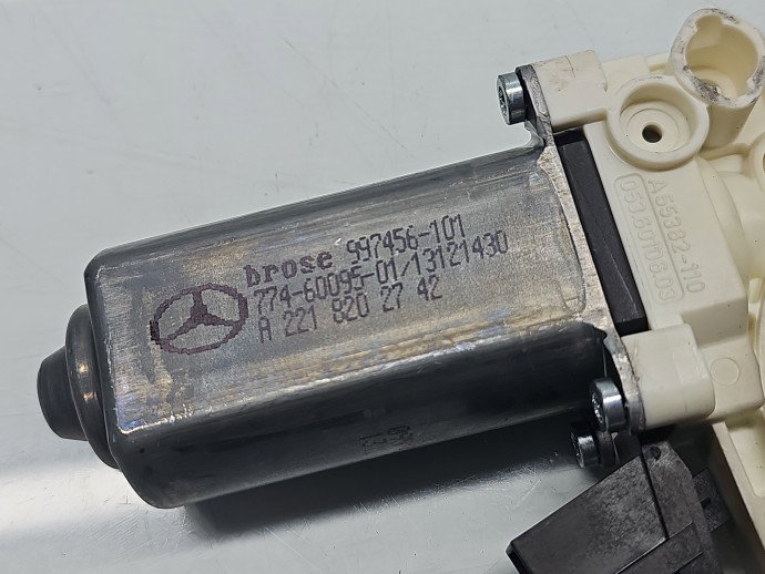 Motoras geam stanga fata Mercedes Clasa S (W221) [Fabr 2005-2013] Berlina  A2218202742