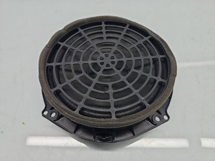 Boxa stanga fata AUDI A6 (4G2, C7) [Fabr 2012-2017] 4G2035415