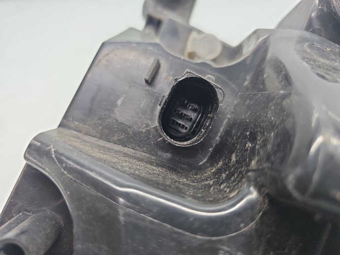Stop aripa stanga AUDI A6 (4G2, C7) [Fabr 2012-2017] Avant Facelift 4G9945095E