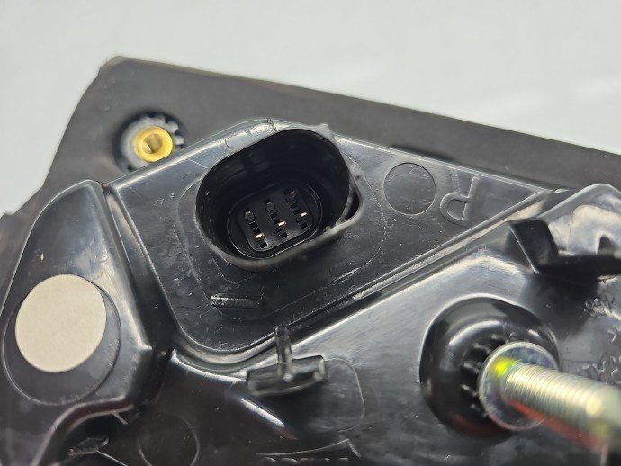 Stop haion dreapta AUDI A6 (4G2, C7) [Fabr 2012-2017] Avant Facelift 4G9945094E