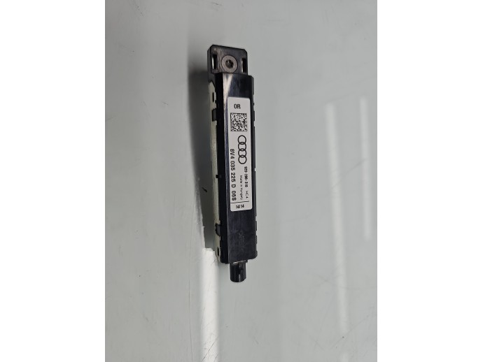 Amplificator antena AUDI A3 (8V1) [Fabr 2012-prezent] 8V4035225D