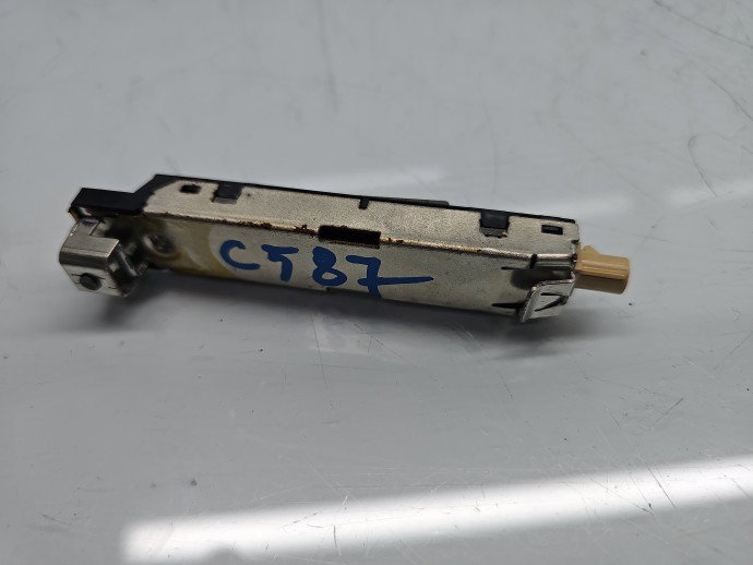 Amplificator antena AUDI A3 (8V1) [Fabr 2012-prezent] 8V4035225B
