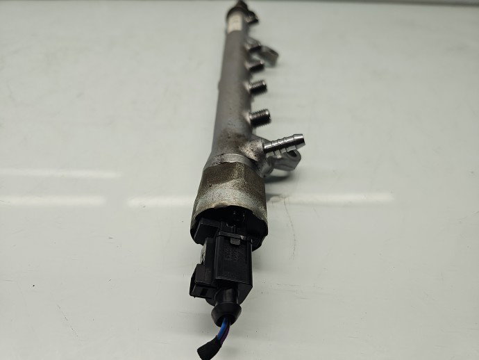Rampa injectoare Skoda Fabia 2 (5J, 542) [Fabr 2007-2014] 03L130089B 1.6 TDI CAYC 77KW / 105CP