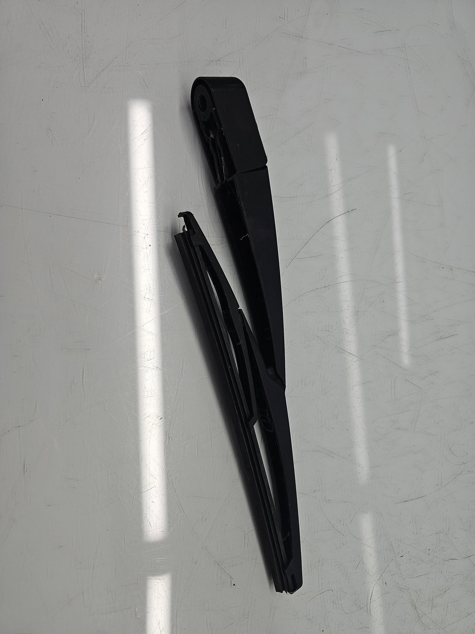 Brat stergator haion Renault Megane 4 [Fabr 2015-prezent] OEM