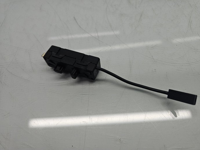 Amplificator antena Renault Megane 4 [Fabr 2015-prezent] 283631962R