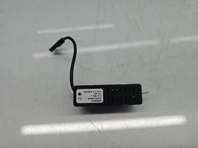 Amplificator antena Renault Megane 4 [Fabr 2015-prezent] 283631962R