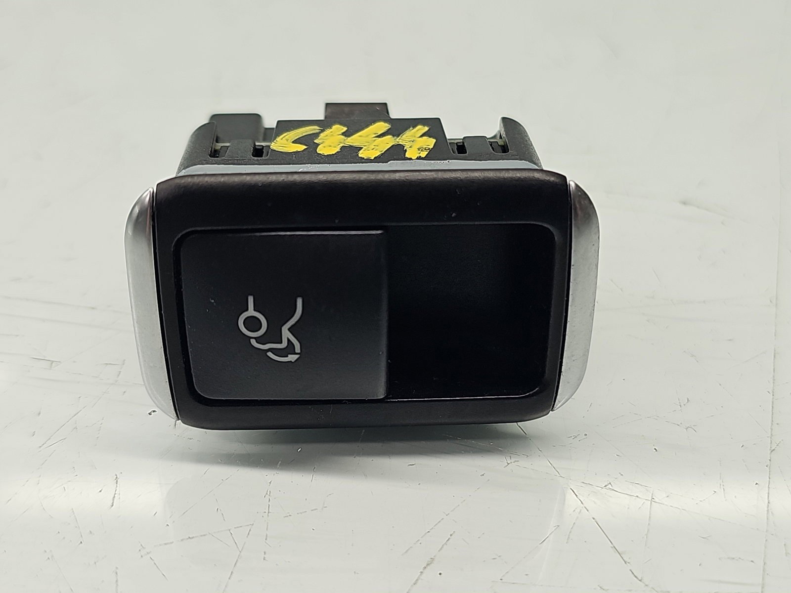 Buton deschidere haion Mercedes Clasa C (W204) [Fabr 2007-2014] A2129059200