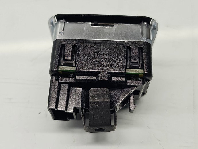 Buton deschidere haion Mercedes Clasa C (W204) [Fabr 2007-2014] A2129059200