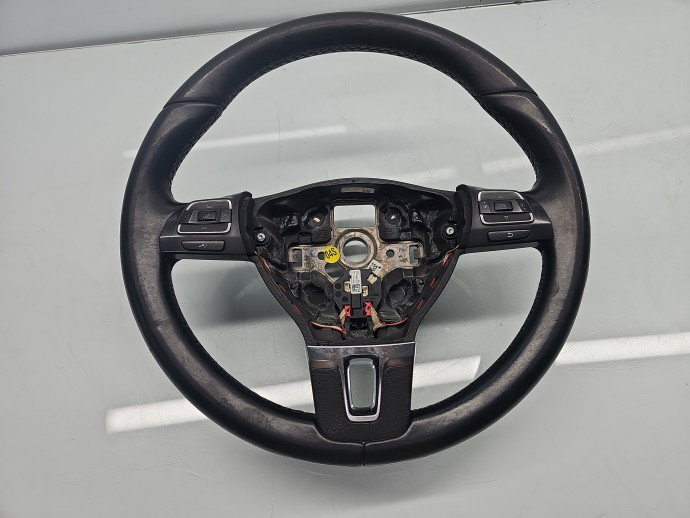 Volan Volkswagen Touran (1T3) [Fabr 2010-2015] OEM