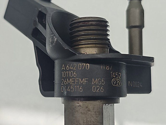 Injector Mercedes Clasa S (W221) [Fabr 2005-2013] A6420701187 3.0 CDI 642862 190KW / 258CP