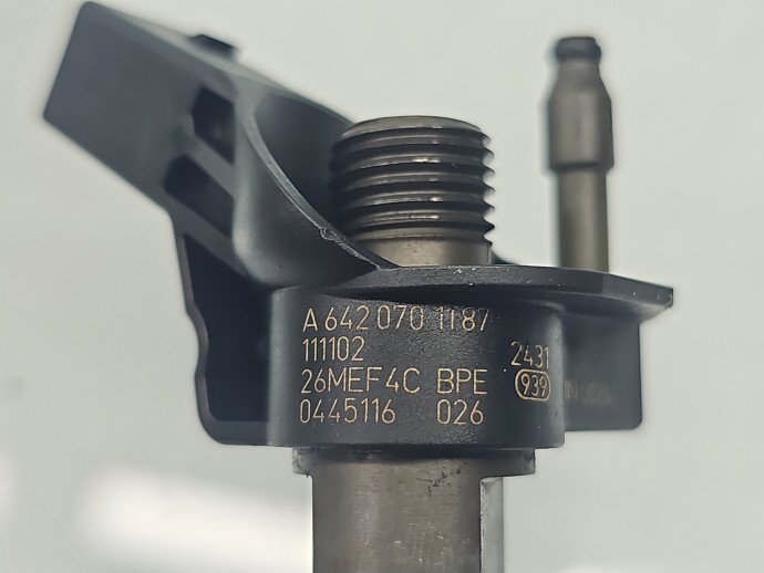 Injector Mercedes Clasa S (W221) [Fabr 2005-2013] A6420701187 3.0 CDI 642862 190KW / 258CP
